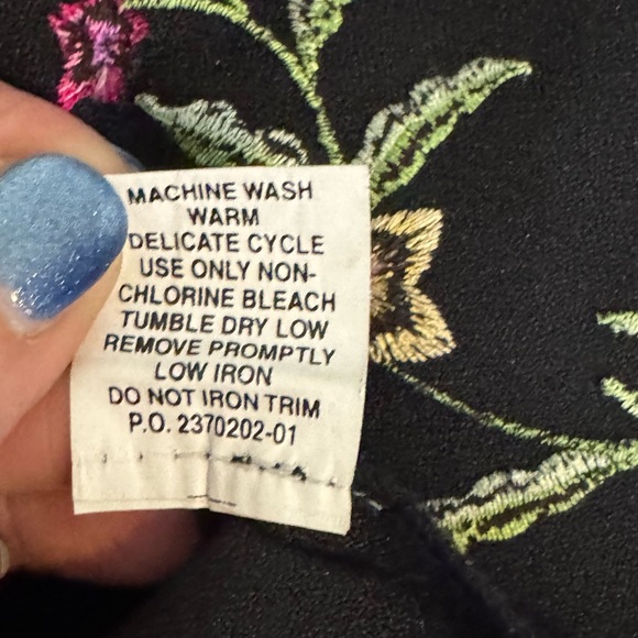 B-38 Sara Morgan Black with Floral Embroidered Short Sleeve Suit Jacket Size XL - Picture 15 of 16